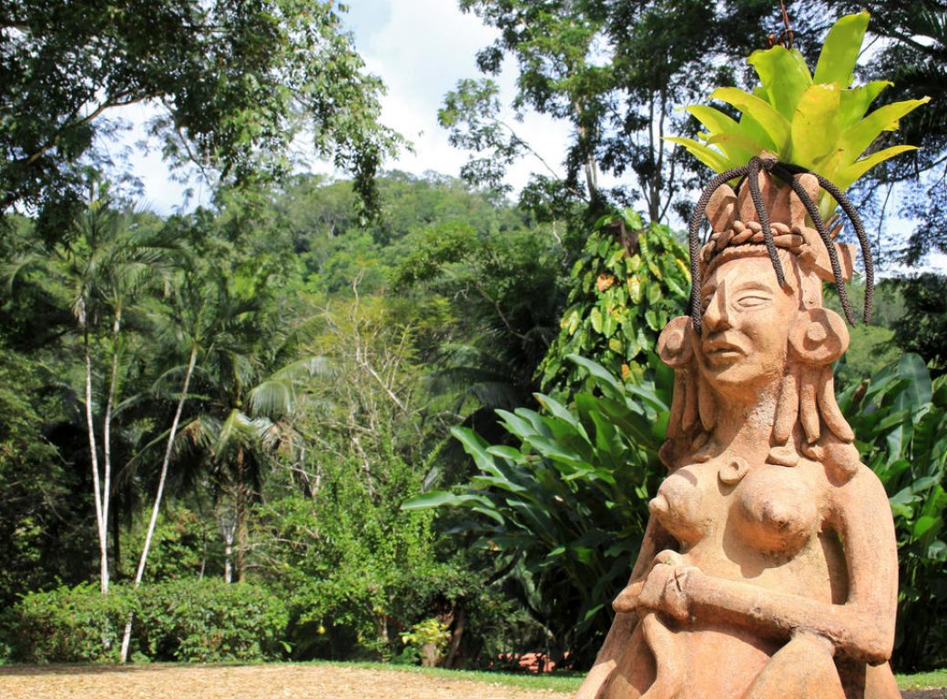 EF547R Terracotta Mayan Goddess In Belize Botanic Gardens